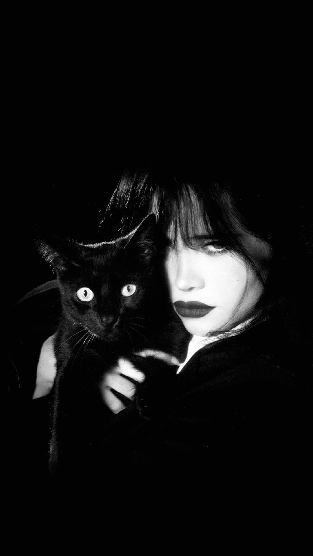 NESSA BARRETT