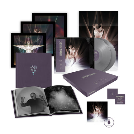 Cyr Deluxe Box Set